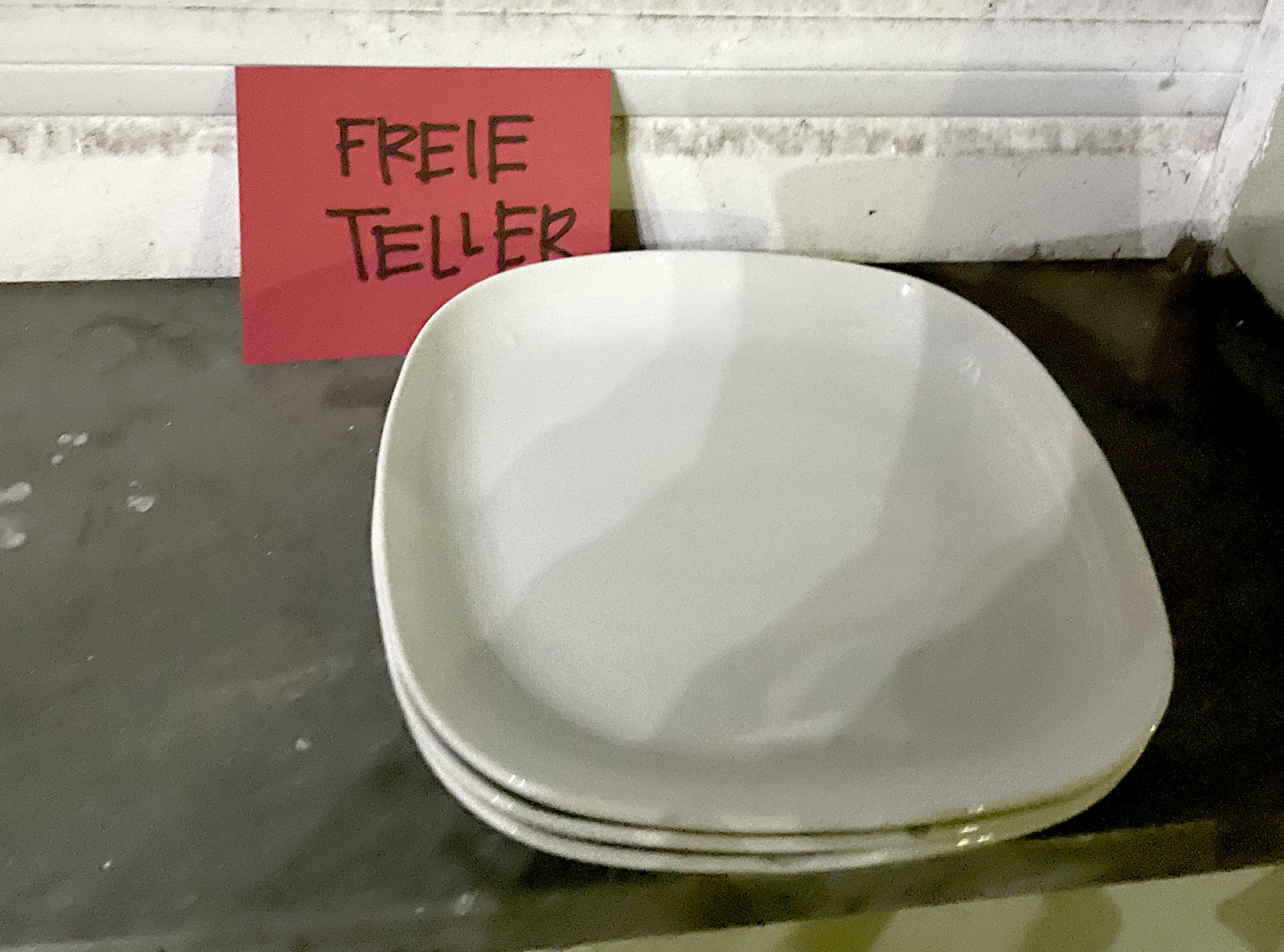 Mehr über den Artikel erfahren Freie Teller
